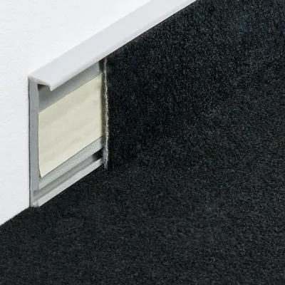 Image of: JOKA Objekt-Teppichkernsockelleiste