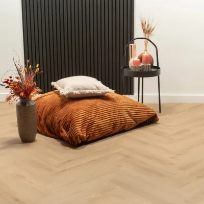 Image of: Floer Fischgrät Klick Vinyl – Natur Eiche