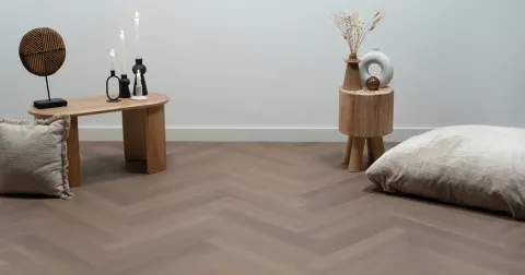 Vinylboden verlegen lassen: Kosten pro m² – mit Rechner